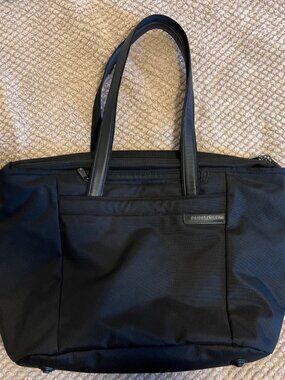 New Briggs & Riley Black Tote